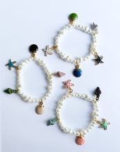 Load image into Gallery viewer, Shell and Starfish Charm Bracelet