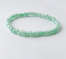 Load image into Gallery viewer, Classic Glass Seed Bracelet