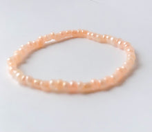 Load image into Gallery viewer, Classic Glass Seed Bracelet