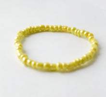 Load image into Gallery viewer, Classic Glass Seed Bracelet