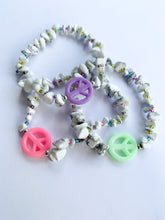 Load image into Gallery viewer, PEACE Bracelet (Multi-Colour)