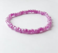 Load image into Gallery viewer, Classic Glass Seed Bracelet