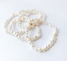 Load image into Gallery viewer, *Limited Edition* Mother of Pearl Bracelet