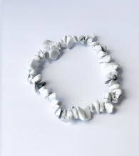 Load image into Gallery viewer, Signature Quartz Stone Bracelet
